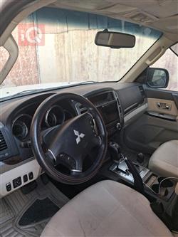 ميتسوبيشي باجيرو